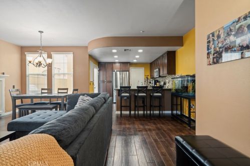 8473 Preserve Loop, Chino, CA 91708-9243