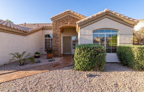 216 Smoke Tree Rd, Gilbert, AZ 85233-6910