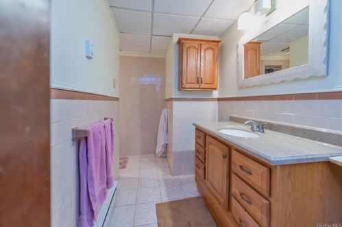 410 Old Post Rd, Marlborough NY  12542-6232 exterior