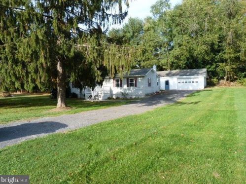 9967 Hades Church Rd, Upton, PA 17225-9105