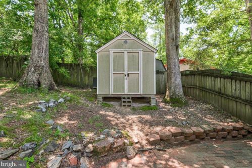 304 Albany St, Fredericksburg VA  22407-6304 exterior