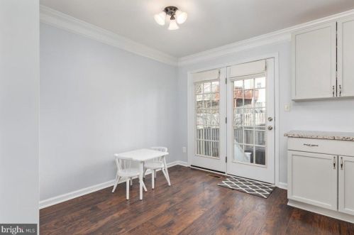 9078 Falcon Glen Ct, Bristow VA  20136-5739 exterior