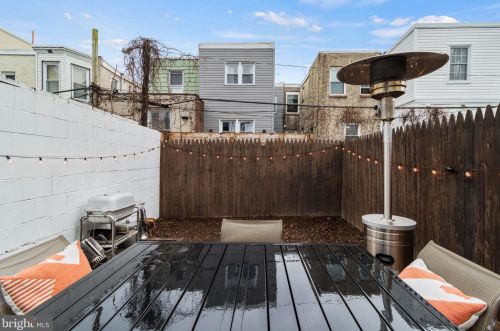 2024 Firth St, Philadelphia PA  19125-1316 exterior