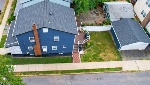 33 Wellesley St, Maplewood, NJ 07040-3245