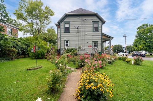 268 South St, Wilmington OH  45177-1696 exterior