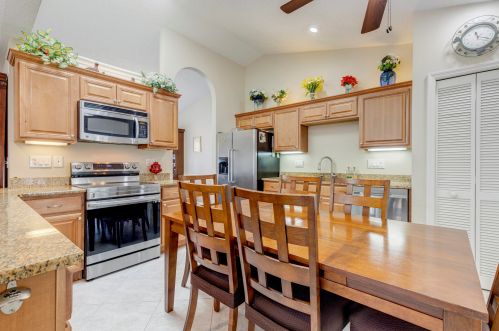 909 Fulton Way, Sebastian FL  32958-5123 exterior