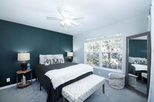 3865 Island Way, Saint Petersburg FL  33705-6449 exterior