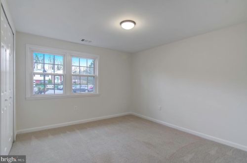 13404 Nickleson Dr, Woodbridge VA  22193-4131 exterior