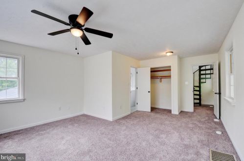 34 King David Dr, Linden VA  22642-6323 exterior