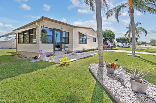 26248 Queen Mary Ln, Bonita Springs FL  34135-6536 exterior