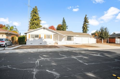 409 Rumble Rd, Modesto CA  95350-2316 exterior