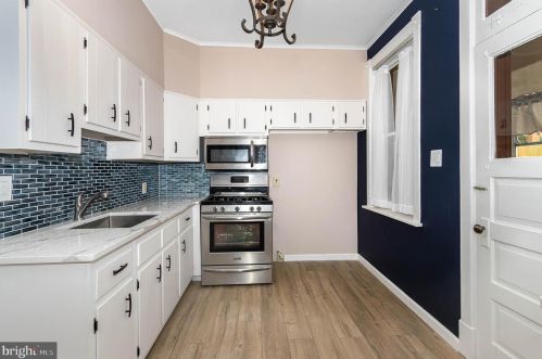 2342 Ellerslie St, Harrisburg PA 17104-2731 exterior