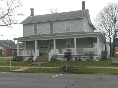 615 Wood St, Clarion, PA 16214-1531