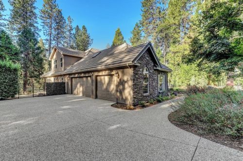 12881 Chatsworth Ln, Grass Valley CA  95945-9739 exterior