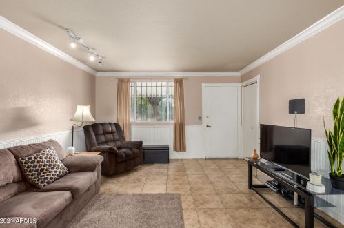 10814 12 St, Phoenix AZ 85085-7708 exterior