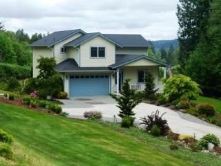 16420 Viking Way, Breidablick WA  98370-8274 exterior