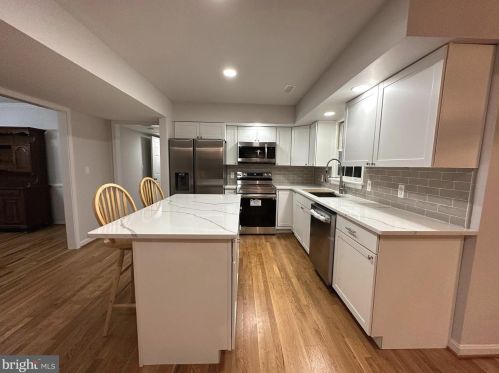 10511 Holleybrooke Dr, Spotsylvania VA  22553-1635 exterior