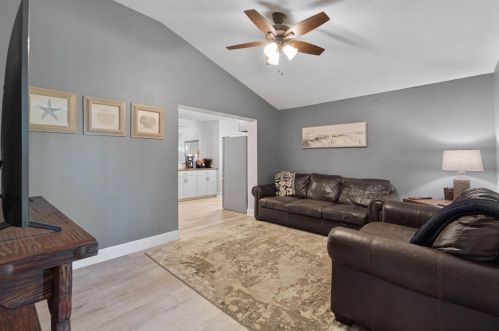 62 11 St, Shalimar FL  32579-1543 exterior