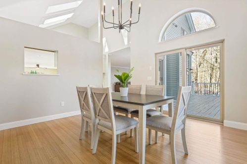 30 Caleb Dr, Danville NH  03819-3016 exterior