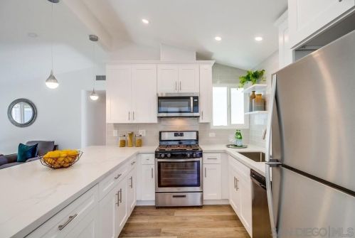 3451 Lockwood Dr, San Diego CA  92123-2619 exterior