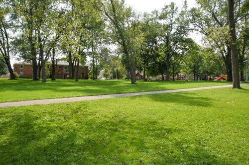 1323 Randolph Ct, Milwaukee WI  53212-1837 exterior