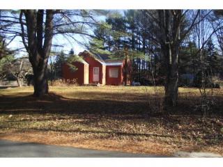 323 Oak St, Unity NH  03773-3012 exterior