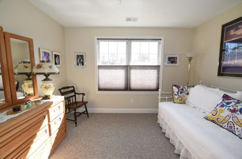 31 Greyhawk Dr, Mashpee MA 02649-4417 exterior