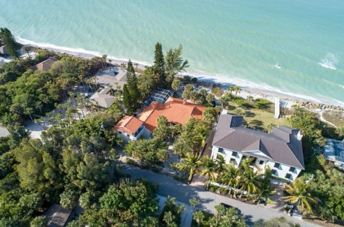 4005 Casey Key Rd, Nokomis, FL 34275-3389