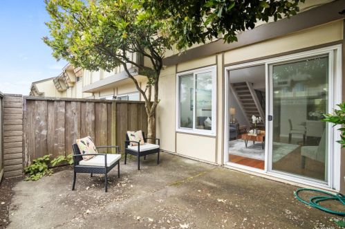 2752 Duhallow Way, South San Francisco CA  94080-3869 exterior