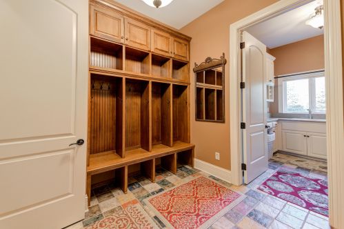 1410 Bristlecone Dr, Chenequa WI  53029-8653 exterior