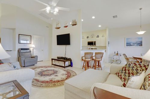 364 Sunview Way, Port Saint Lucie FL  34986-2900 exterior