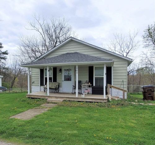 204 Beck St, Owenton, KY 40359-3038