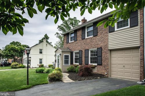 3004 Rebel Rd, Miquon, PA 19444-2008
