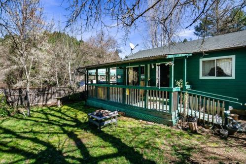 28480 Highway 101, Willits, CA 95490-9360