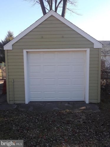 1334 Puritan Ave, West Deptford NJ  08096-1032 exterior