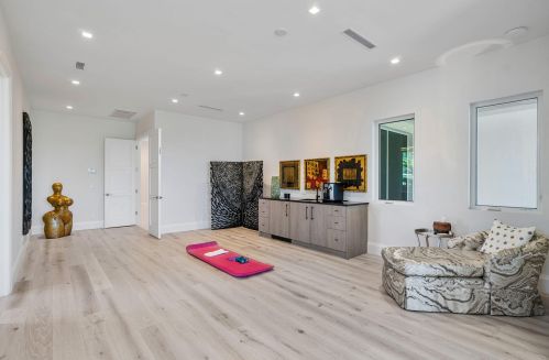 1739 Royal Palm Way, Boca Raton FL  33432-7441 exterior