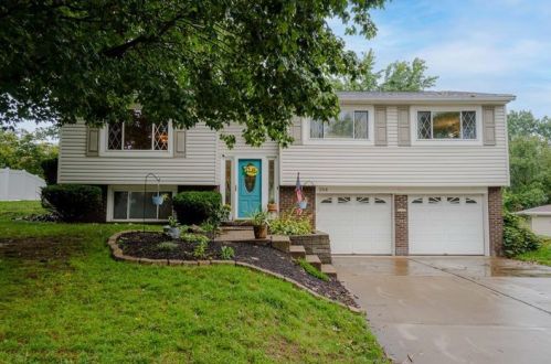 154 Firwood Dr, Bridgeville, PA 15017-1252