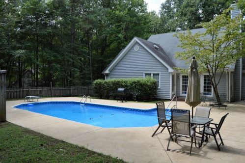 1682 Fern Hollow Dr, Franklinton, NC 27525-9755