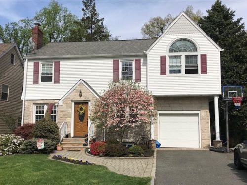 161 Ridge Rd, Nutley, NJ 07110-2138