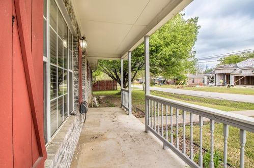 309 Laura Ave, Quinlan, TX 75474-8746