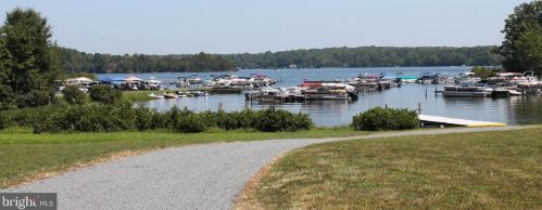 173 Windwood Coves Blvd, Mineral VA  23117-4852 exterior