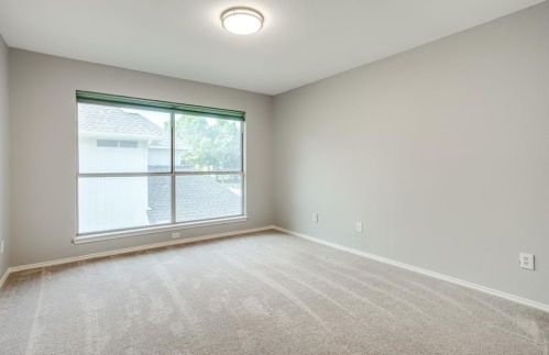 4513 Prescott Cir, Lewisville TX  75028-2029 exterior