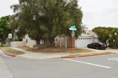 17004 Komori Cir, Gardena, CA 90247-5739