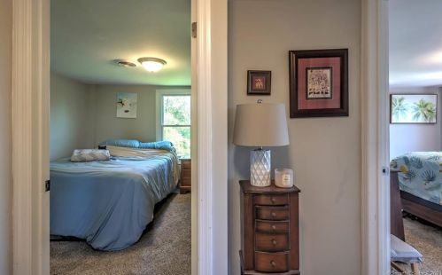 11 Buddington Rd, Huntington CT  06484-5306 exterior