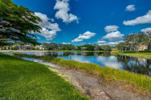 15710 Villoresi Way, Naples FL  34110-2714 exterior