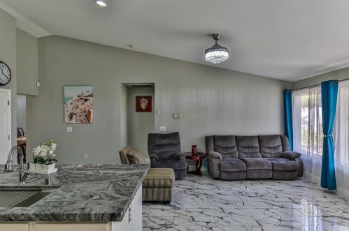 8489 Mcgray Way, Elk Grove CA  95624-4121 exterior