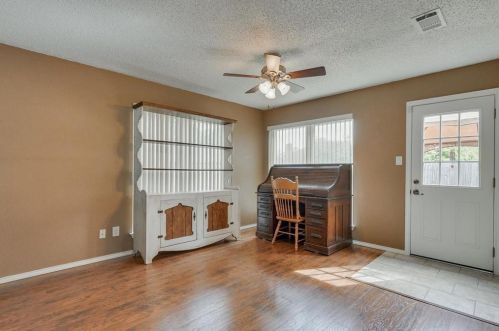 1401 Sedalia Ct, Lewisville TX  75028-2136 exterior