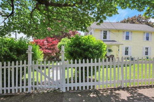 1185 Nichols Ave, Stratford, CT 06614-2622