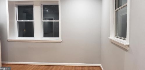 850 Longshore Ave, Philadelphia PA  19111-4423 exterior
