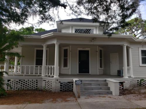 1427 Tropic St, Titusville, FL 32796-7677